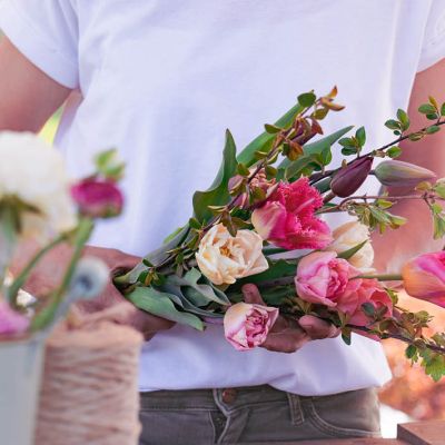 Frühling vom Feld in die Vase​ in Kooperation mit Meisterfloristin Claudia Alijew